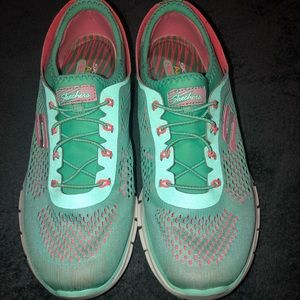 Sketchers air-cooled memory foam